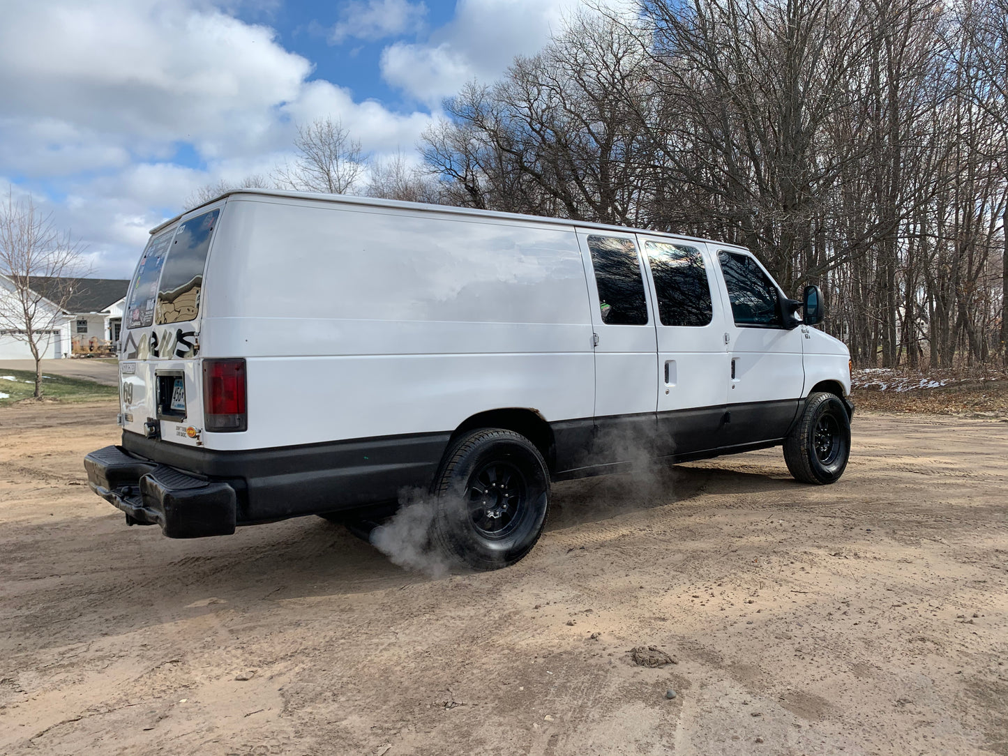 2003 Ford E-250 Moto Van