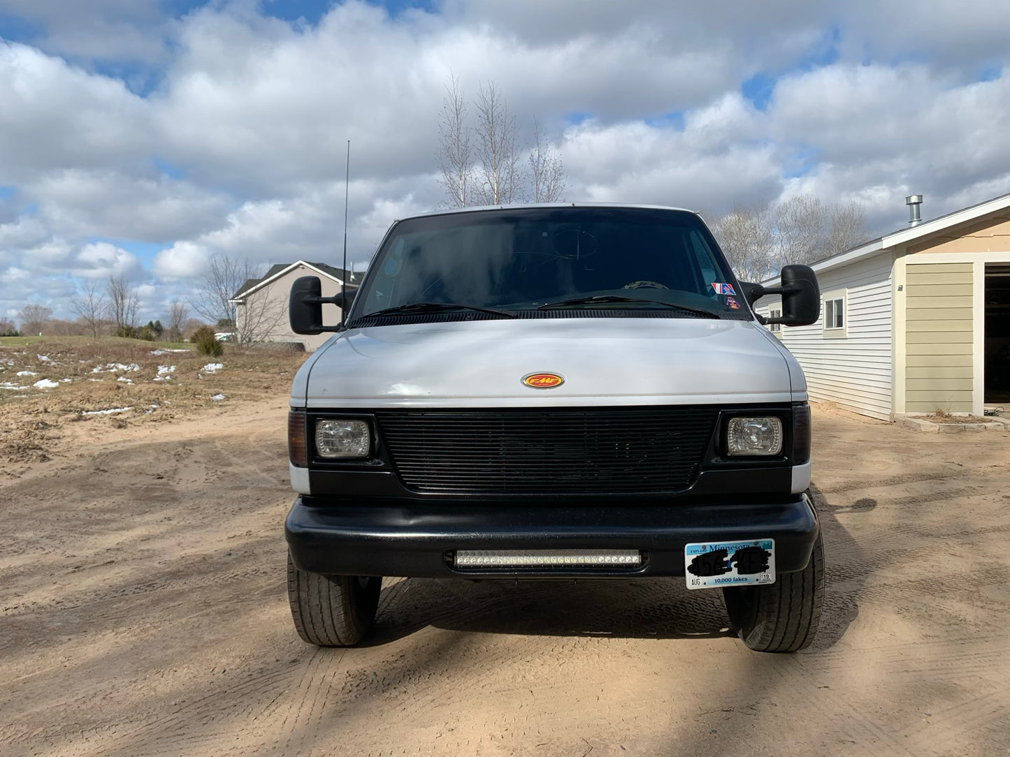 2003 Ford E-250 Moto Van